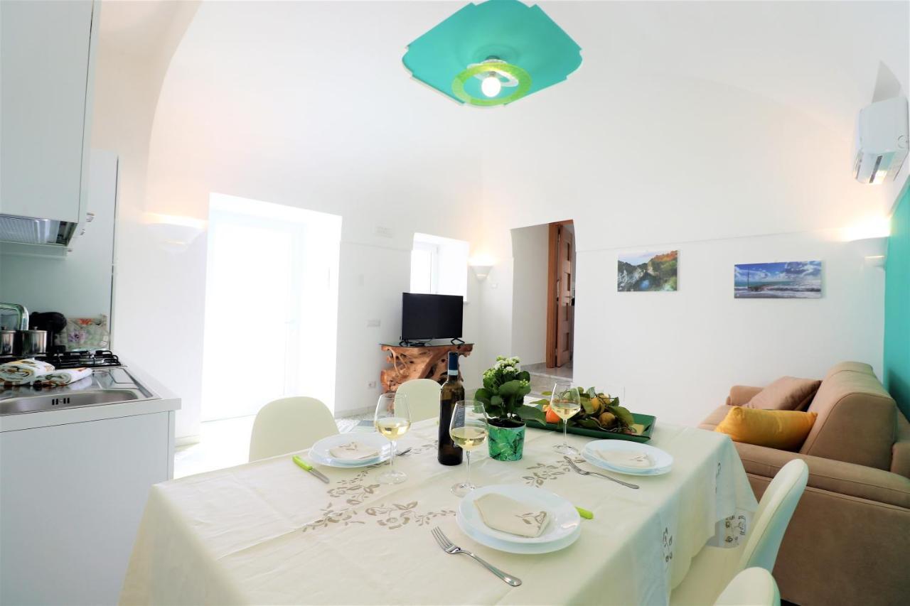 Mary'S Apartments - De Vivo Realty 마사루브렌세 외부 사진